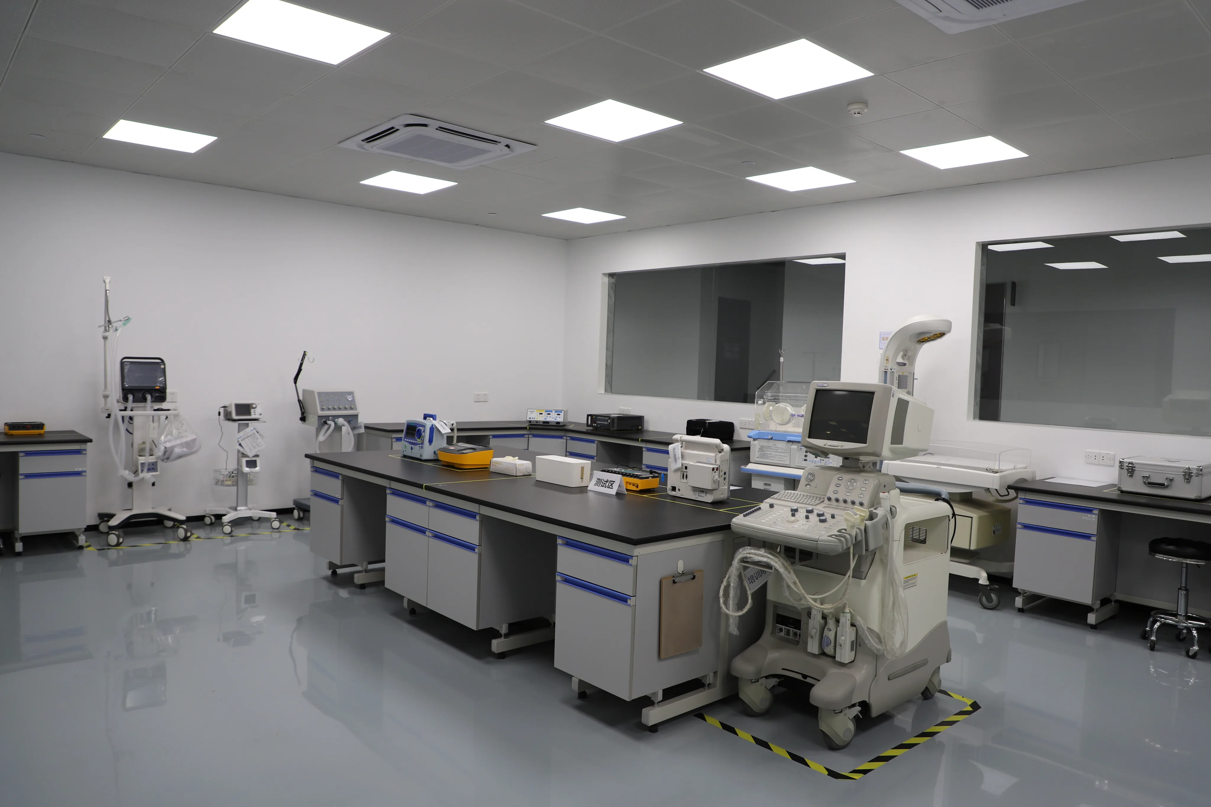 Laboratory detail 2